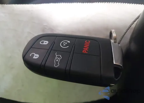 2017 Jeep Grand Cherokee Altitude 4X4 z USA, uszkodzony, nr VIN 1C4RJFAG0HC886107